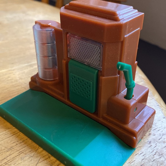 Adventure Force Ultimate Dino Garage Replacement Part Piece Working Gas Station - Picture 11 of 16